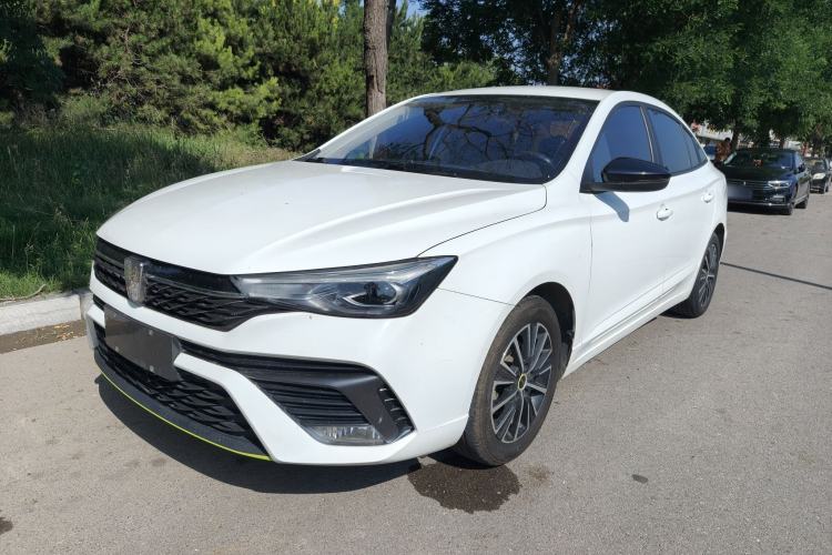 Used Roewe i5 2021 1.5L Manual Platinum Edition Exterior 3