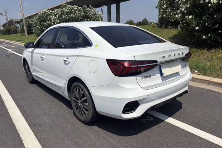 Used Roewe i5 2021 1.5L CVT Diamond Edition Exterior 3