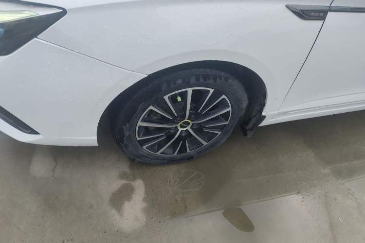 Used Roewe i5 2021 1.5L CVT Starry Edition Exterior 4