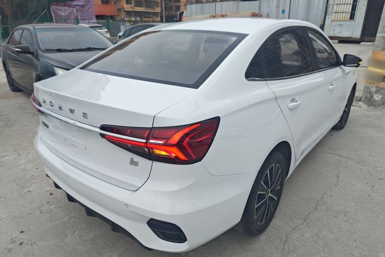 Used Roewe i5 2021 Revised Version 1.5L CVT Diamond Edition Exterior 5