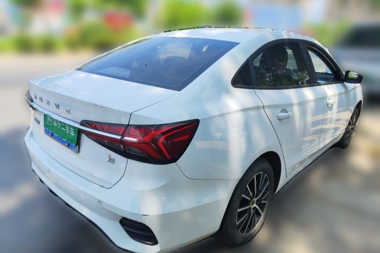 Used Roewe i5 2021 1.5L Manual Platinum Edition Exterior 5