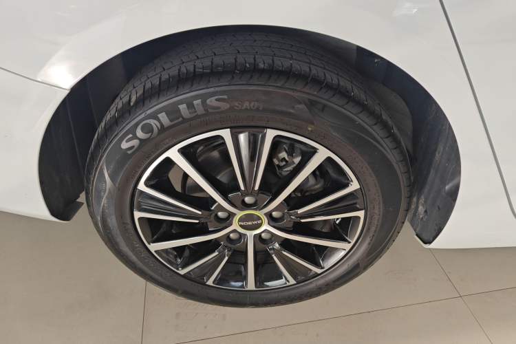 Used Roewe i5 2021 Revised Version 1.5L CVT Diamond Edition Exterior 5