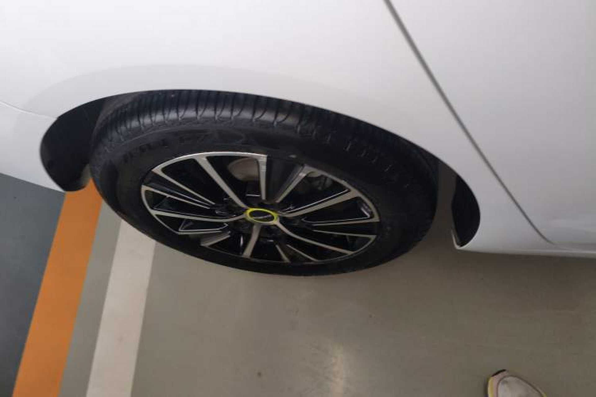 Used Roewe i5 2021 1.5L CVT Platinum Edition Exterior 5