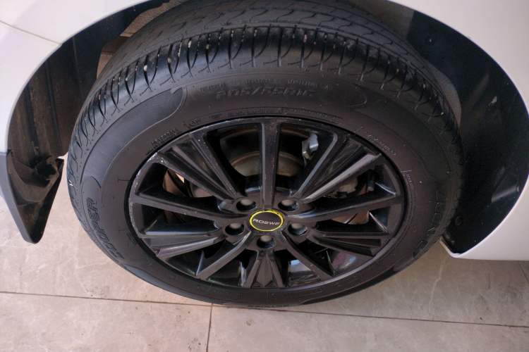 Used Roewe i5 2021 1.5L CVT Platinum Edition Exterior 5