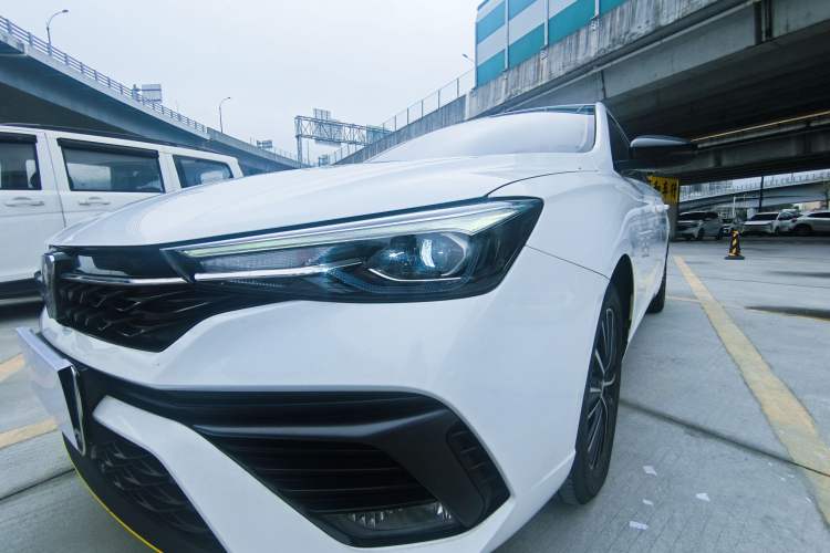 Used Roewe i5 2021 1.5L Manual Diamond Edition Exterior 6