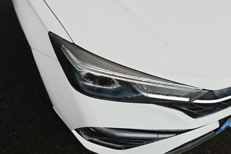 Used Roewe i5 2021 1.5L CVT Diamond Edition Exterior 6