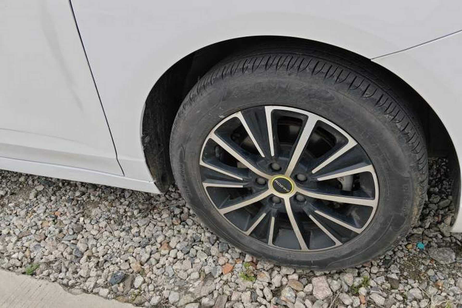 Used Roewe i5 2021 1.5L CVT Platinum Edition Exterior 7