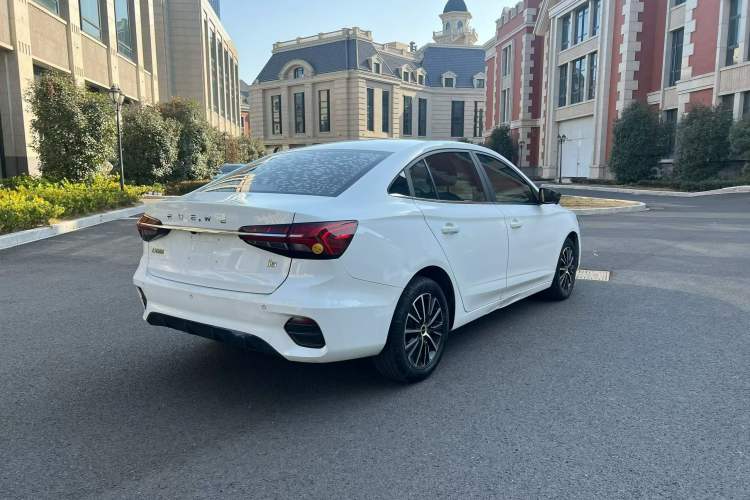 Used Roewe i5 2021 Revised Version 1.5L CVT Diamond Edition Exterior 8