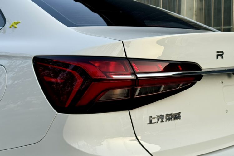 Used Roewe i5 2021 Revised Version 1.5L CVT Diamond Edition Exterior 9