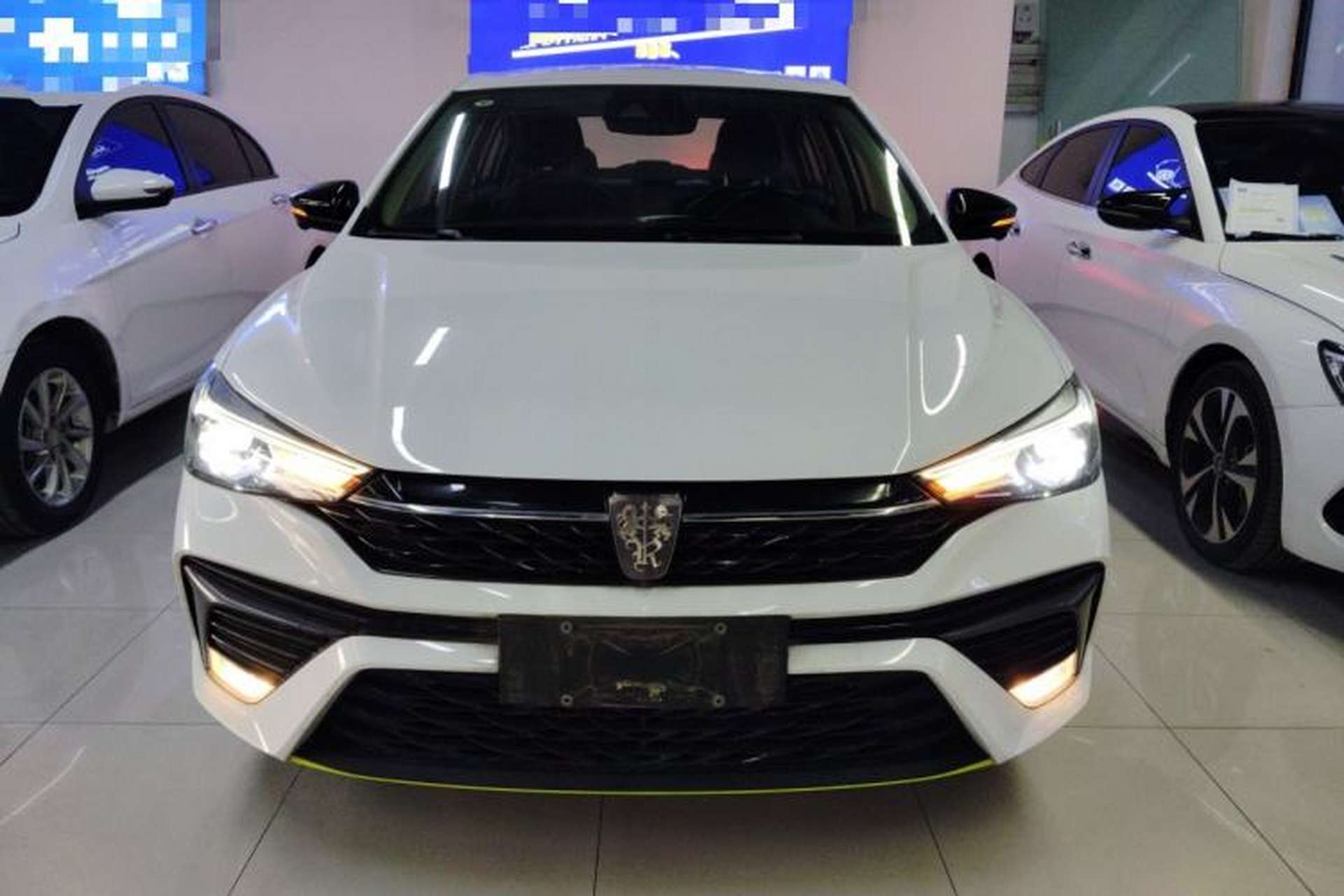 Used Roewe i5 2021 Revised 1.5L CVT Starry Edition Front
