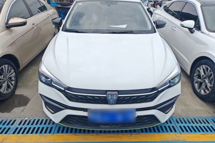 Used Roewe i5 2021 1.5L Manual Diamond Edition Front