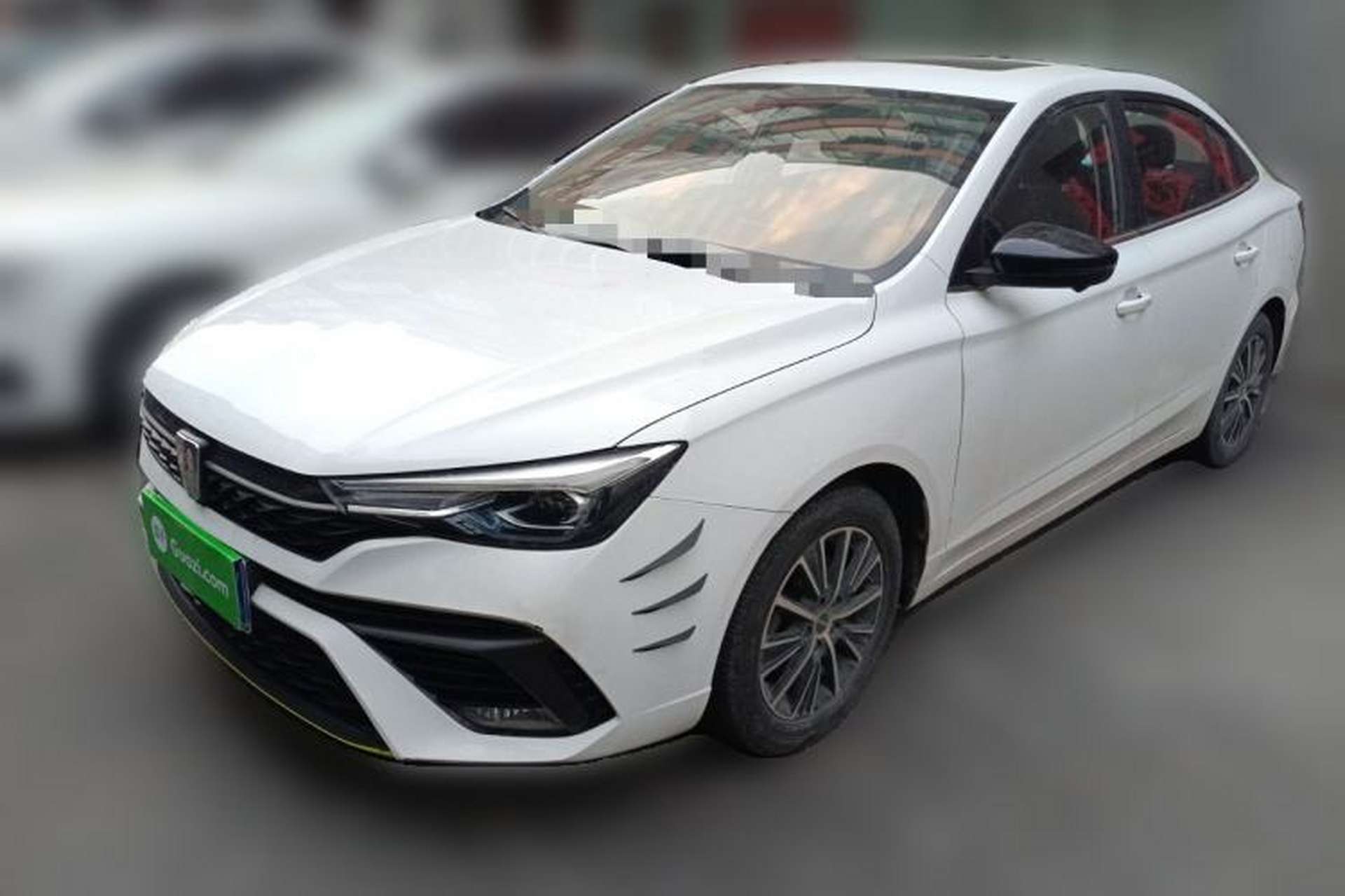 Used Roewe i5 2021 1.5L CVT Diamond Edition Front Left 45 Deg