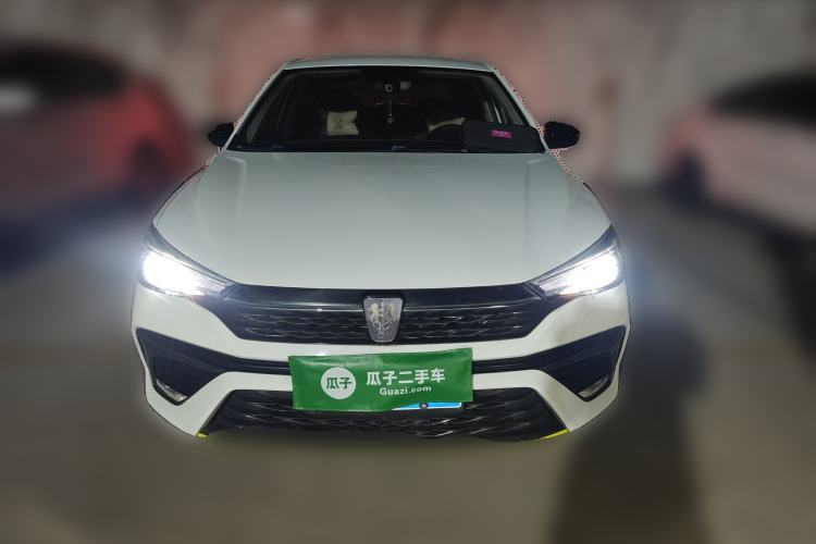 Used Roewe i5 2021 1.5L Manual Platinum Edition Front