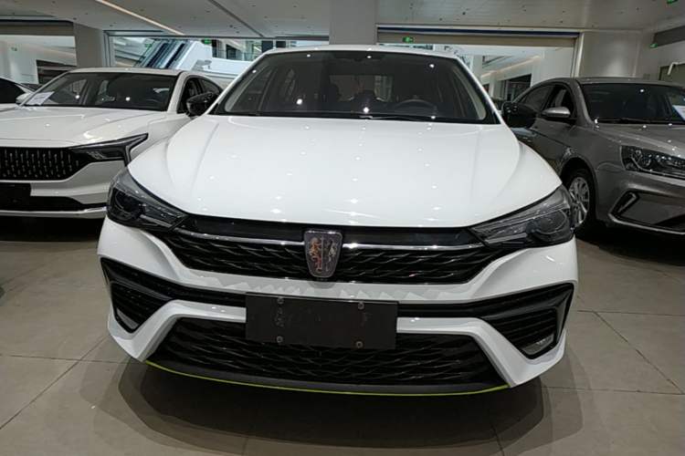 Used Roewe i5 2021 1.5L CVT Diamond Edition Front