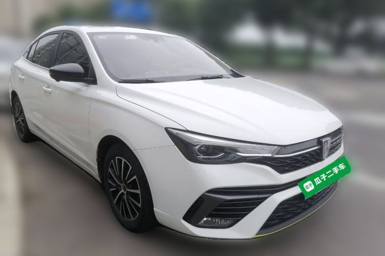 Used Roewe i5 2021 1.5L CVT Diamond Edition Front Right 45 Deg