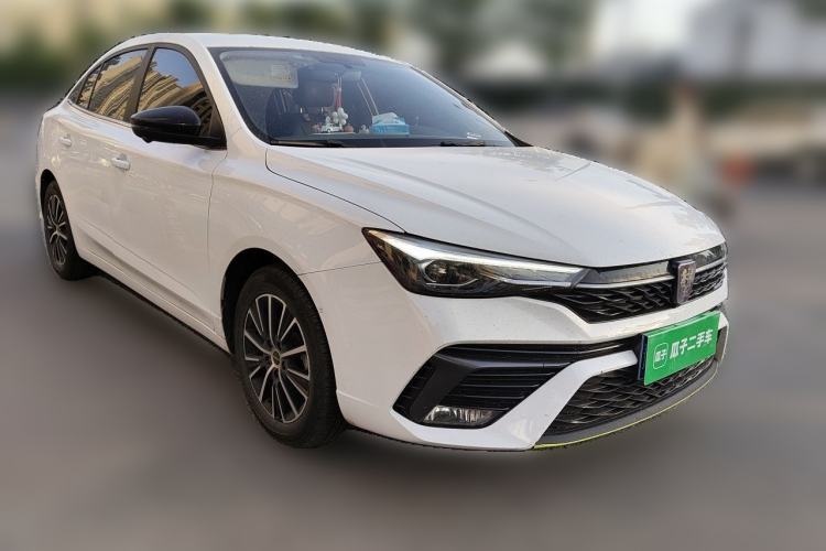 Used Roewe i5 2021 Revised Version 1.5L CVT Diamond Edition Front Right 45 Deg
