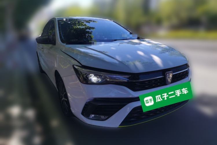Used Roewe i5 2021 1.5L Manual Diamond Edition Front Right 45 Deg