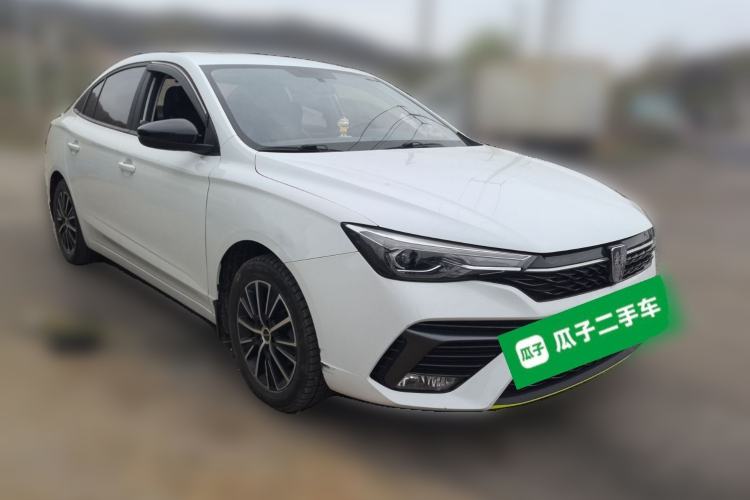 Used Roewe i5 2021 1.5L CVT Platinum Edition Front Right 45 Deg