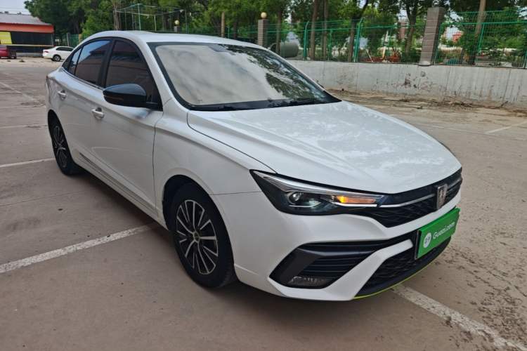 Used Roewe i5 2021 1.5L Manual Diamond Edition Front Right 45 Deg