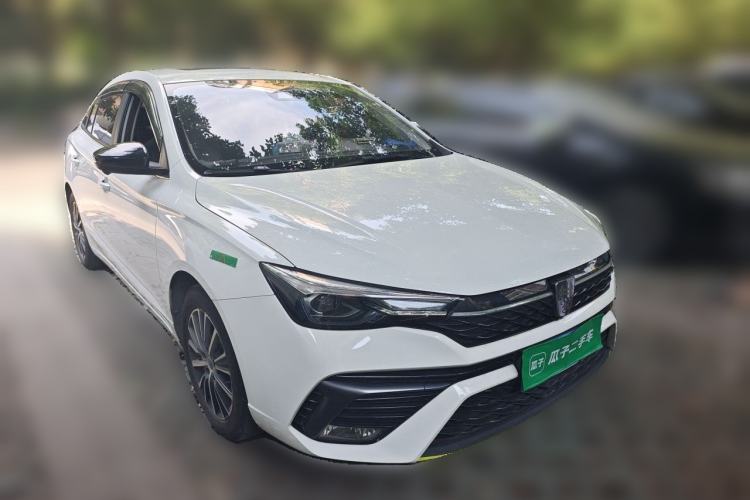 Used Roewe i5 2021 1.5L CVT Platinum Edition Front Right 45 Deg