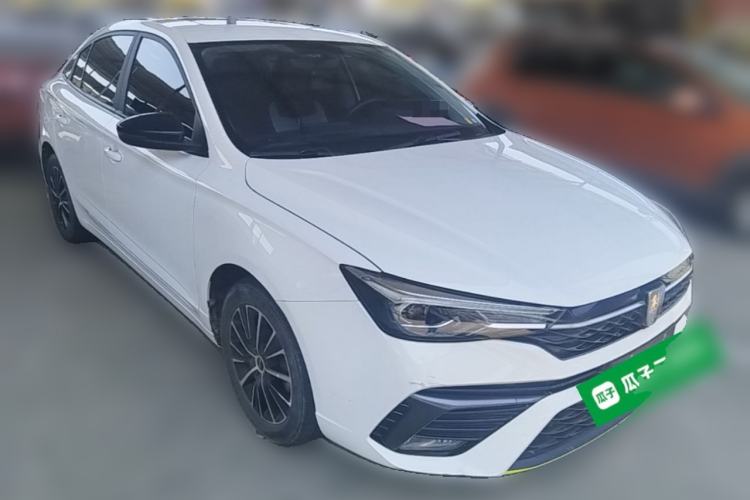 Used Roewe i5 2021 1.5L CVT Platinum Edition Front Right 45 Deg