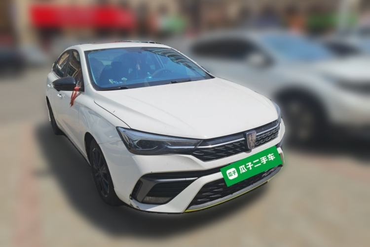 Used Roewe i5 2021 Revised Version 1.5L CVT Diamond Edition Front Right 45 Deg