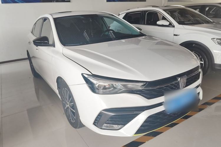 Used Roewe i5 2021 1.5L CVT Diamond Edition Front Right 45 Deg