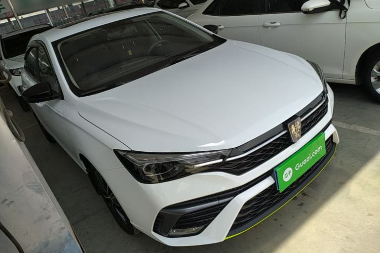 Used Roewe i5 2021 1.5L CVT Platinum Edition Front Right 45 Deg