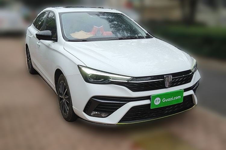 Used Roewe i5 2021 1.5L CVT Diamond Edition Front Right 45 Deg