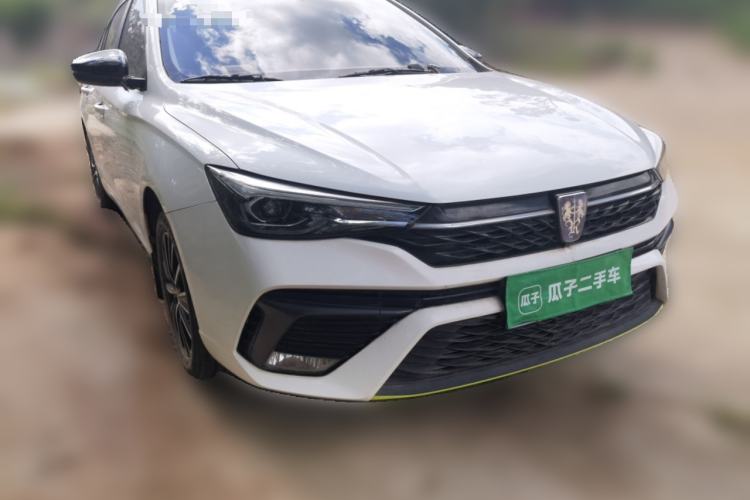 Used Roewe i5 2021 1.5L Manual Platinum Edition Front Right 45 Deg