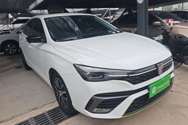 Used Roewe i5 2021 Revised Version 1.5L CVT Diamond Edition Front Right 45 Deg