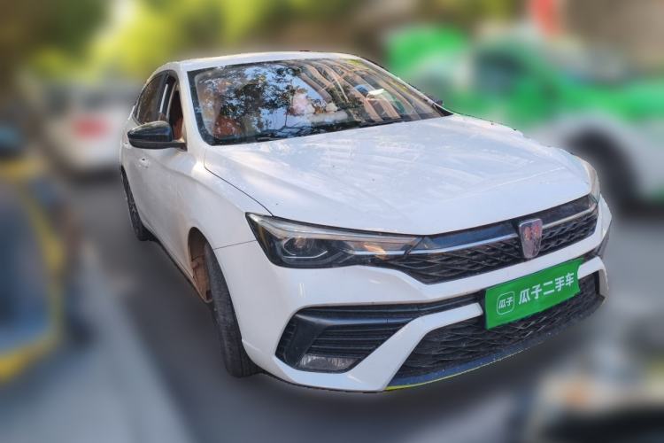 Used Roewe i5 2021 1.5L Manual Diamond Edition Front Right 45 Deg
