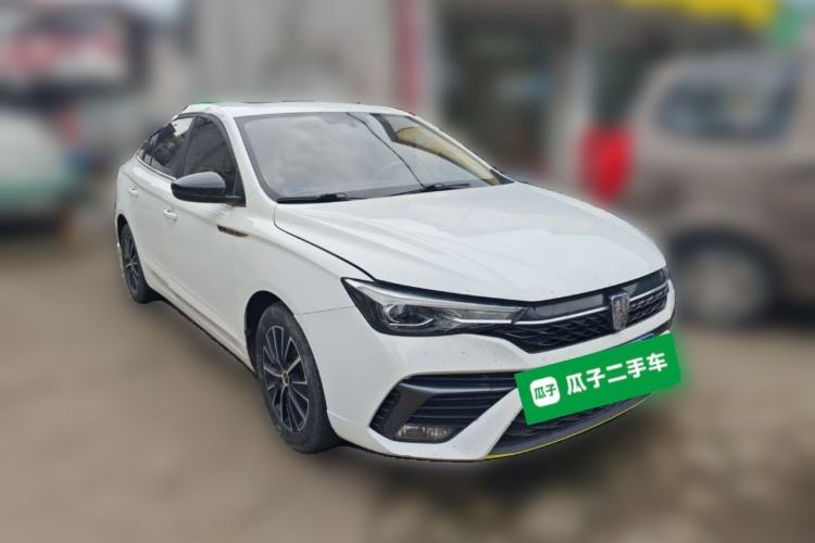 Used Roewe i5 2021 1.5L CVT Platinum Edition Front Right 45 Deg
