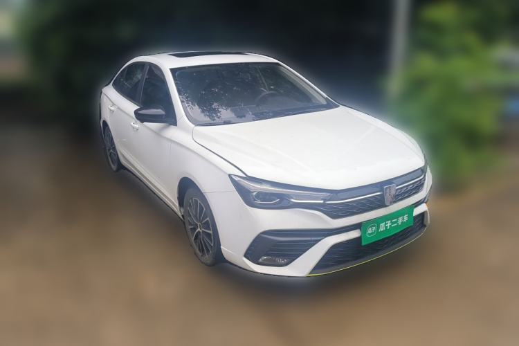 Used Roewe i5 2021 1.5L CVT Diamond Edition Front Right 45 Deg