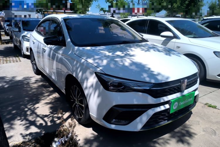 Used Roewe i5 2021 Revised Version 1.5L CVT Diamond Edition Front Right 45 Deg