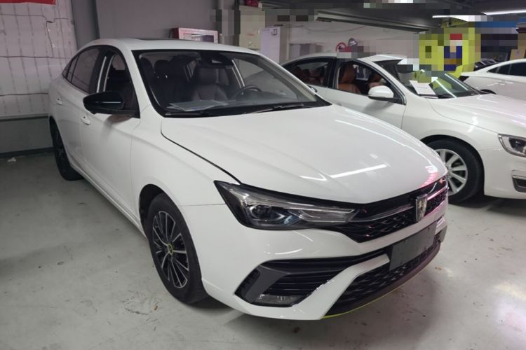 Used Roewe i5 2021 1.5L CVT Starry Edition Front Right 45 Deg