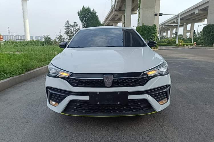 Used Roewe i5 2021 1.5L Manual Platinum Edition Front