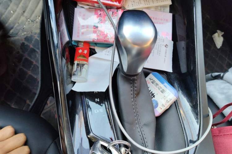 Used Roewe i5 2021 Revised Version 1.5L CVT Diamond Edition Gear Lever