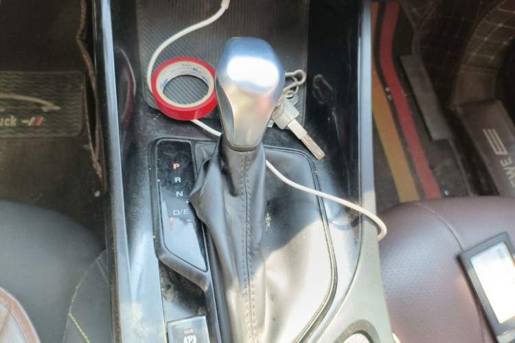 Used Roewe i5 2021 1.5L CVT Platinum Edition Gear Lever
