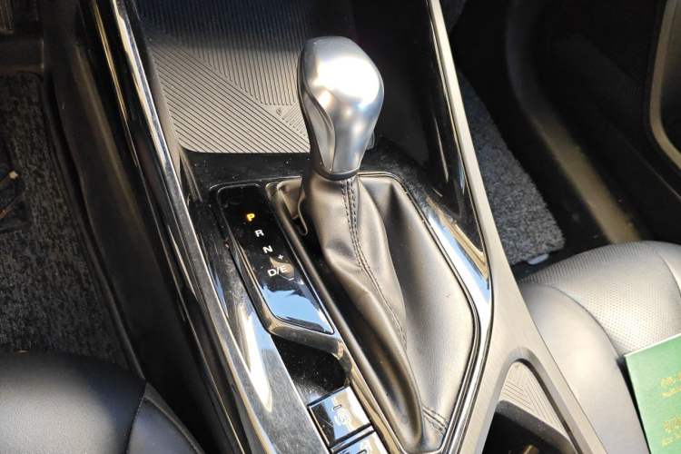 Used Roewe i5 2021 Revised 1.5L CVT Starry Edition Gear Lever