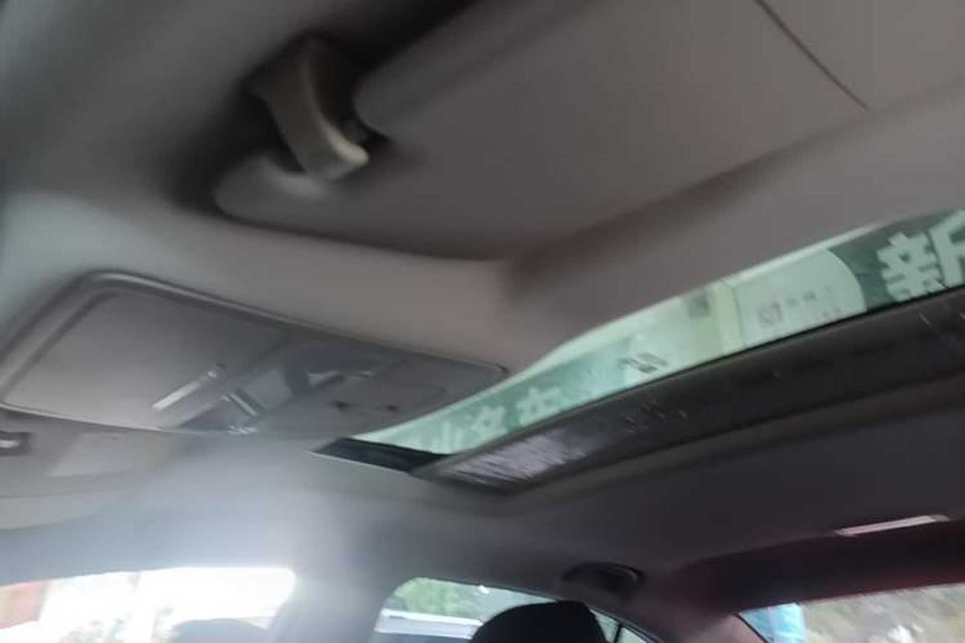 Used Roewe i5 2021 Revised Version 1.5L CVT Diamond Edition Headliner