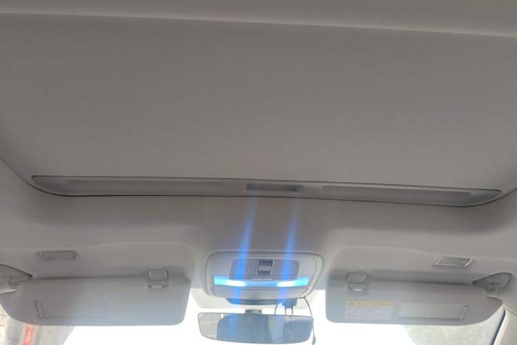 Used Roewe i5 2021 1.5L Manual Diamond Edition Headliner