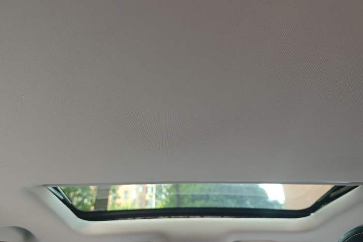 Used Roewe i5 2021 1.5L CVT Platinum Edition Headliner