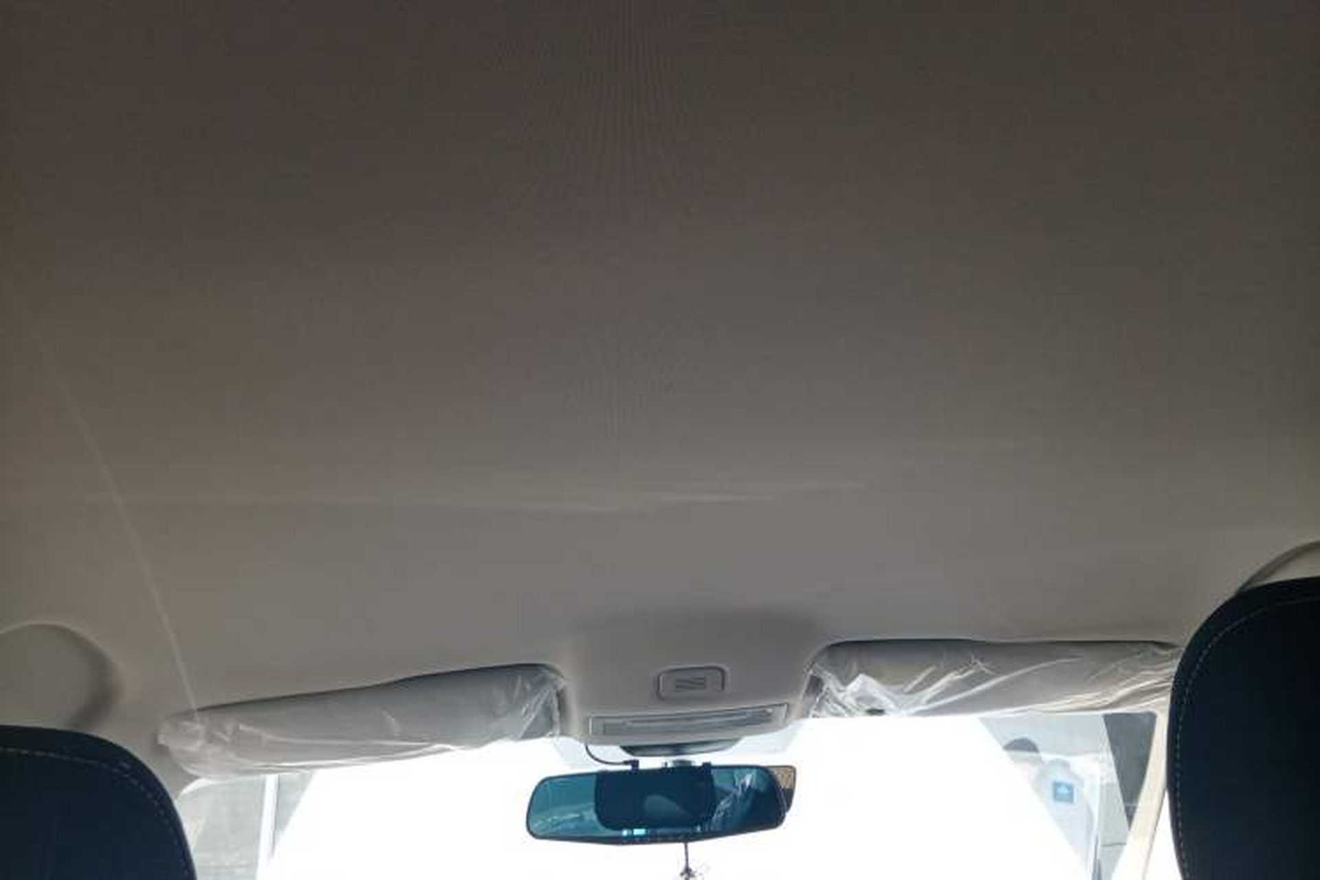 Used Roewe i5 2021 1.5L Manual Platinum Edition Headliner