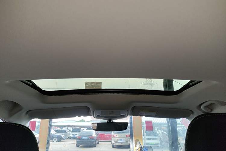 Used Roewe i5 2021 1.5L CVT Platinum Edition Headliner