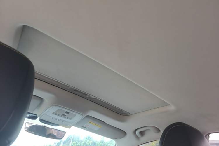 Used Roewe i5 2021 1.5L CVT Diamond Edition Headliner