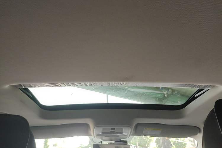 Used Roewe i5 2021 1.5L CVT Platinum Edition Headliner