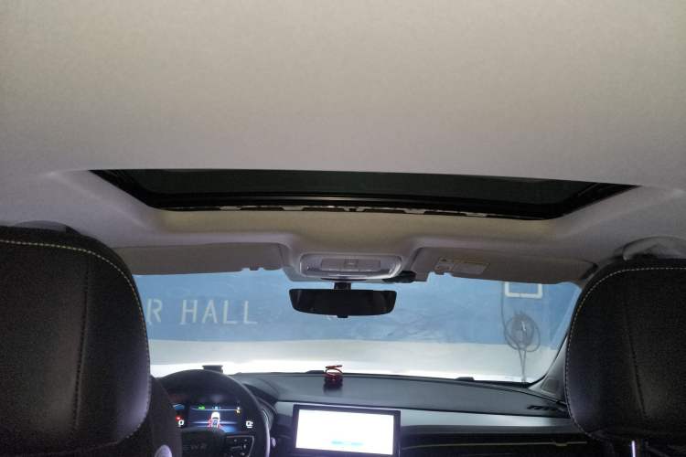 Used Roewe i5 2021 Revised Version 1.5L CVT Diamond Edition Headliner