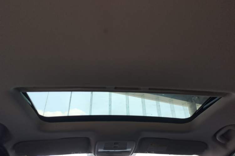 Used Roewe i5 2021 1.5L CVT Platinum Edition Headliner