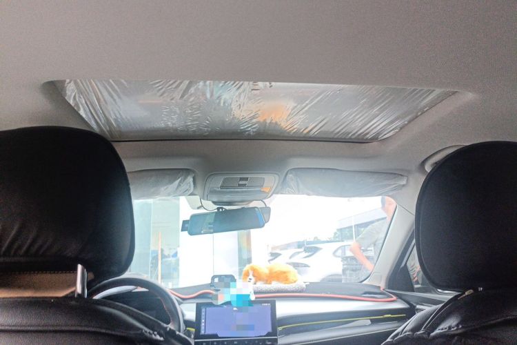 Used Roewe i5 2021 1.5L CVT Diamond Edition Headliner
